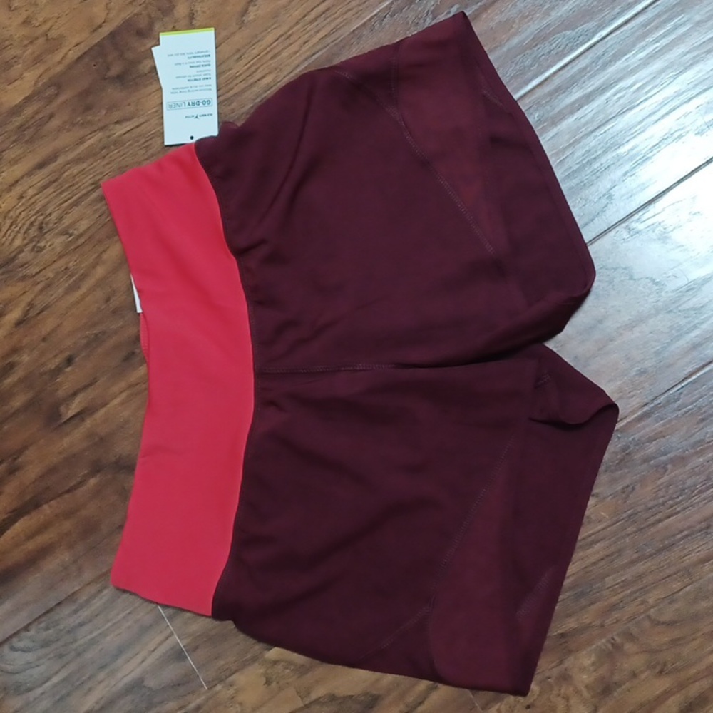 NWT's  Old Navy  Active Shorts With Go-Dry Liner Coral & Maroon W-XS